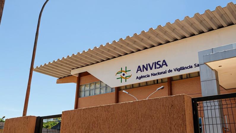 ANVISA - Agência Nacional de Vigilância Sanitária. Brasília, Distrito Federal - Brasil. 3 de janeiro de 2021. Metrópoles - Foto: Rmcarvalho/Getty Images