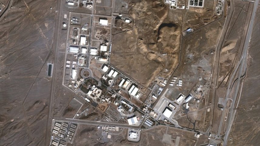 Instalação iraniana de enriquecimento de urânio de Natanz, alvo de ataque de Israel — Foto: Maxar Technologies via AP
