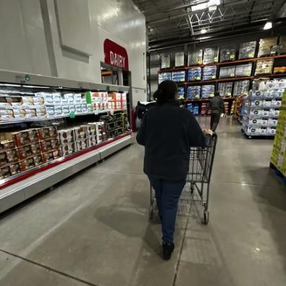 Índice de gastos de consumo nos EUA sobe 0,4% em abril
