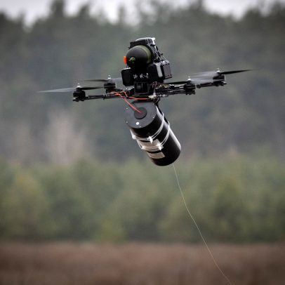 Drones de fibra óptica do Hezbollah desafiam defesas de Israel