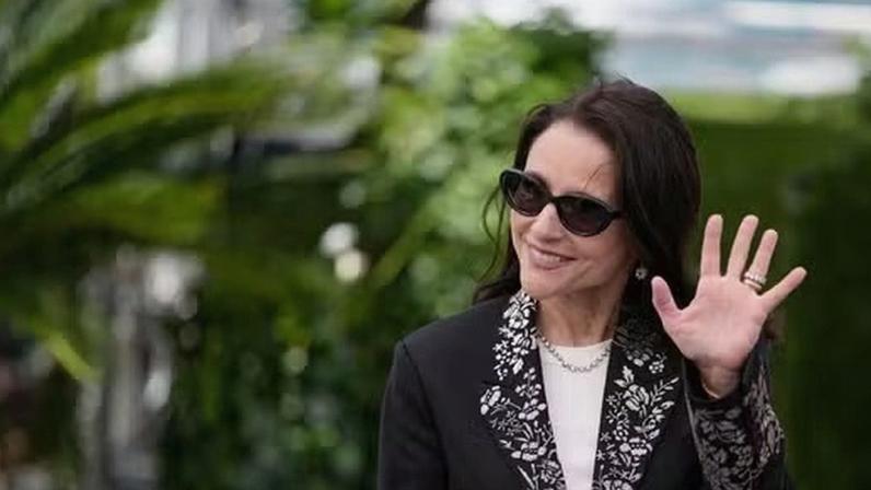 ‘Elaine era só bonitinha’, diz atriz de ‘Seinfeld’ Julia Louis-Dreyfus, que leva humor a animação sobre mulher com Alzheimer