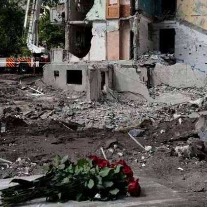 Zelensky reage após ataque russo que matou 24 pessoas em Kiev