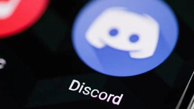 O recém aprovado Estatuto Digital da Criança e Adolescente endureceu as regras para abertura de contas em plataformas digitais como Discord e Roblox