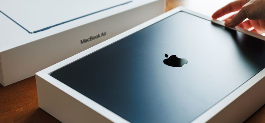 Apple e Intel fecham acordo para fabricação de chips, diz jornal