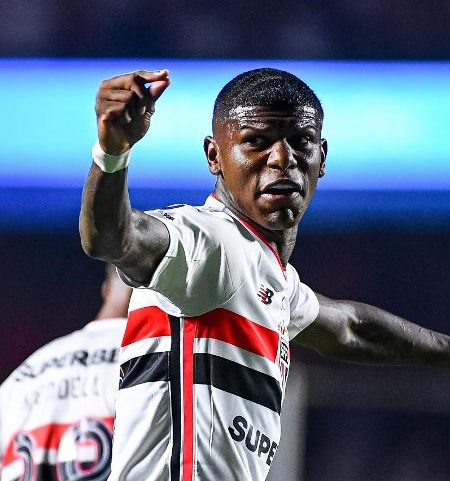 Arboleda ficará no São Paulo até a próxima janela de transferências