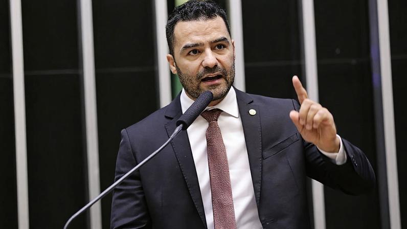 Em áudio vazado, Arthur do Val disse que “as mulheres ucranianas são fáceis porque são pobres”