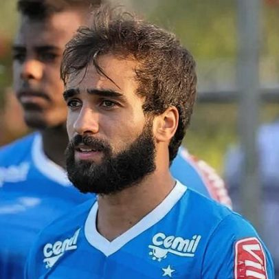 Cruzeiro vence o Atlético-MG no Horto, vira e quebra tabu