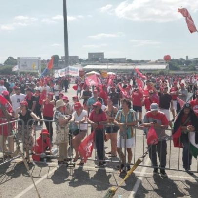 Movimento cobra comida, diversão e arte em evento público