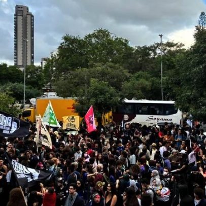 Estudantes em ato na capital paulista criticam políticas educacionais