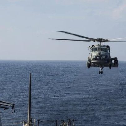 EUA atacam navio mercante; Irã reivindica controle total do Estreito de Ormuz