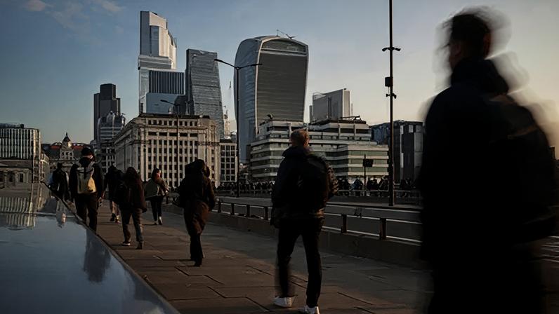 Getty Images People commuting to work in London
