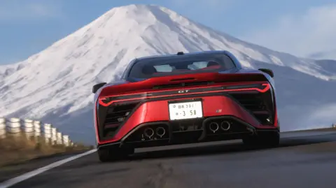 Forza Horizon 6 is set in Japan, and incorporates various famous landmarks from the country