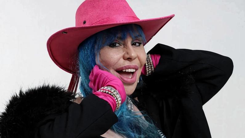 Baby do Brasil quebra o silêncio sobre culto em boate e dispara: "Uma pessoa pode ser gay e depois não ser"