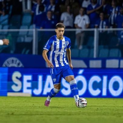 Athletico planeja contratação do zagueiro Bruno Baldini, vindo do Avaí