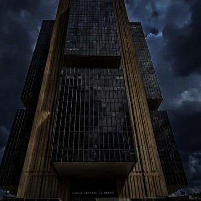 PIB cai 0,7% em março, aponta prévia do Banco Central