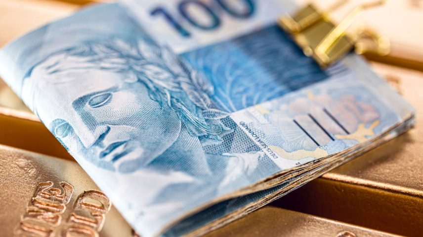 IBC-BR cai 0,7% em março e fecha 1º trimestre com alta de 1,3%