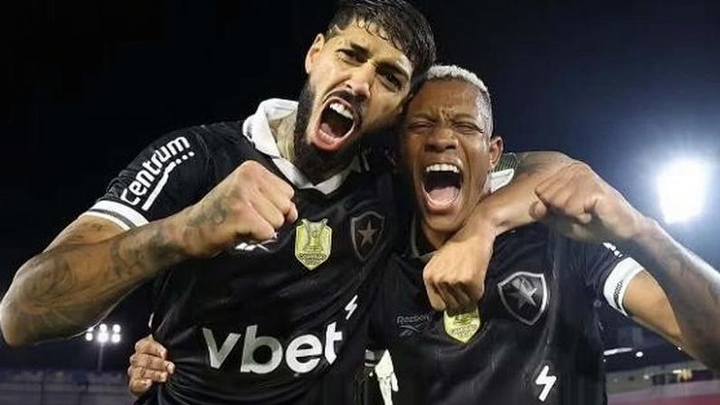 Técnico do Botafogo fala em tom de despedida sobre Barboza e Danilo