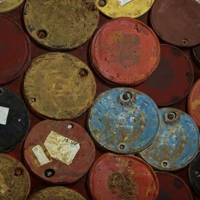 Estoques de petróleo dos EUA caem menos do que o esperado na semana passada