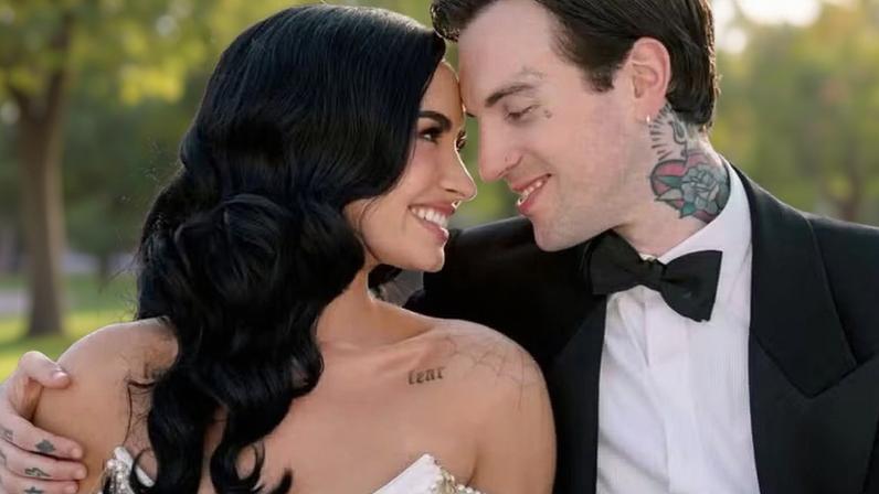 Demi Lovato completa um ano de casamento e se derrete pelo marido: 'Me casei com meu melhor amigo'
