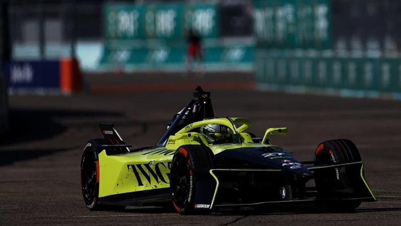 Jake Dennis durante o E-Prix de Berlim