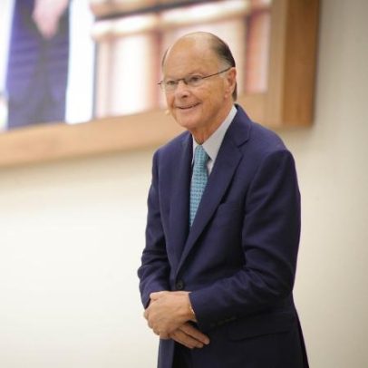 Banco de Edir Macedo transfere carteira inadimplente a fundos e oculta perdas