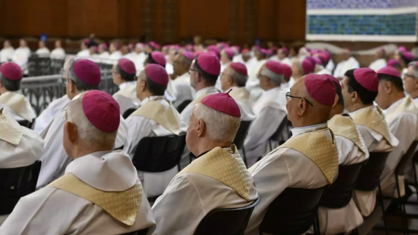 Bispos só podem ser nomeados pelo papa