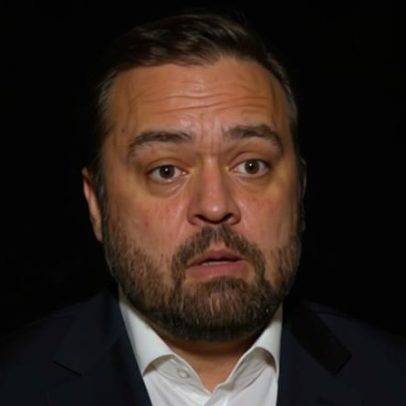 PF aponta elo entre encontros e aportes envolvendo Cláudio Castro e Banco Master