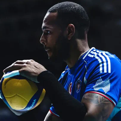 Yoandy Leal assina com Sada/Cruzeiro