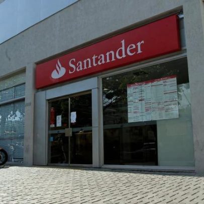 Santander é multado pelo Procon-MPMG por irregularidades no SAC
