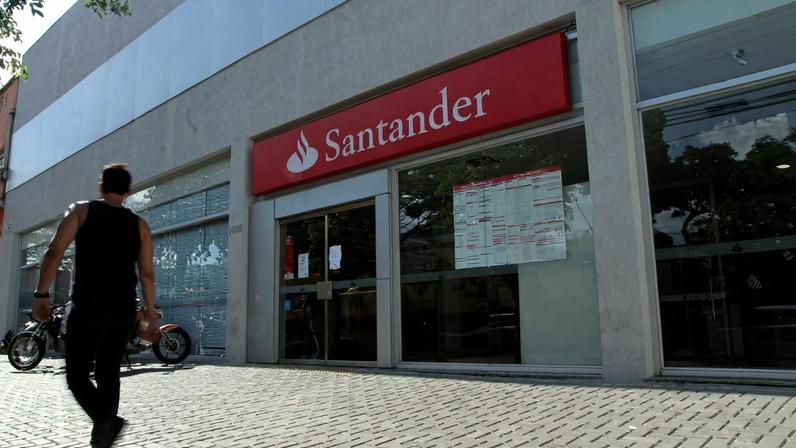 Santander foi multado pelo Procon