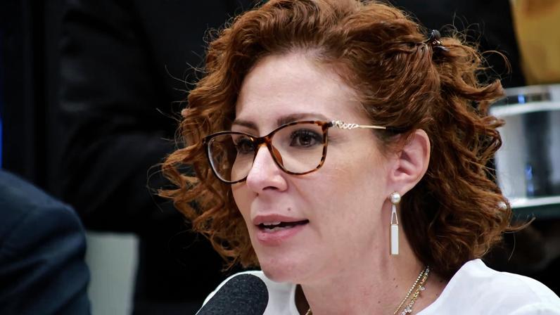 Ex-deputada Carla Zambelli foi solta na Itália e aguarda decisão sobre extradição