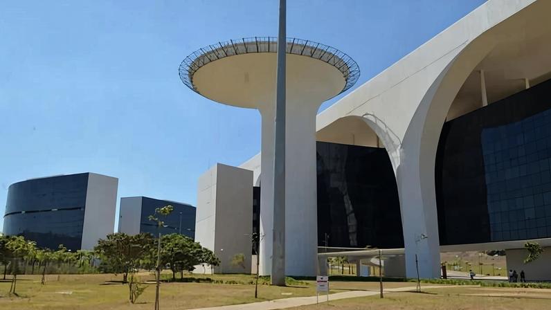 Fachada da Cidade Administrativa, sede do governo do Estado de Minas Gerais