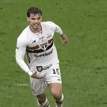 Executivo do Corinthians comenta gesto de Bobadilla