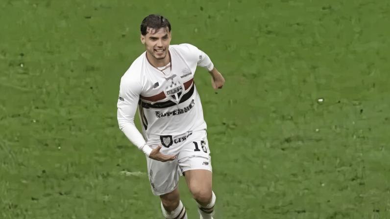 Bobadilla, do São Paulo, faz gesto em comemoração após gol de Luciano contra Corinthians, pelo Brasileirão