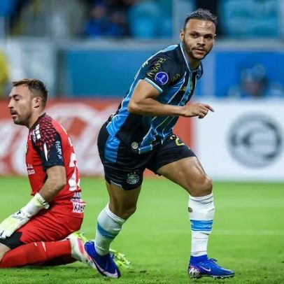 Grêmio vence Palestino por 2 a 0; melhores momentos