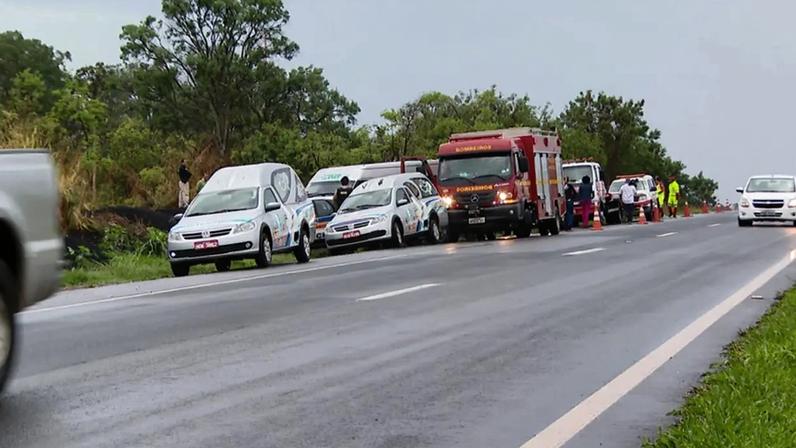 Acidente de carro em Araguari, Minas Gerais
