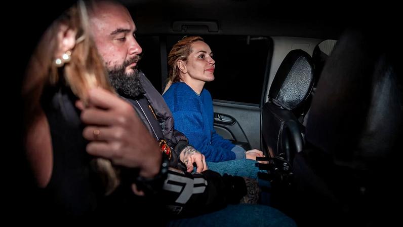 A influenciadora Deolane Bezerra foi presa nesta quinta-feira (21/05) durante operação da Polícia Civil e do Ministério Público de São Paulo que investiga suspeita de lavagem de dinheiro do PCC por meio de uma transportadora de fachada