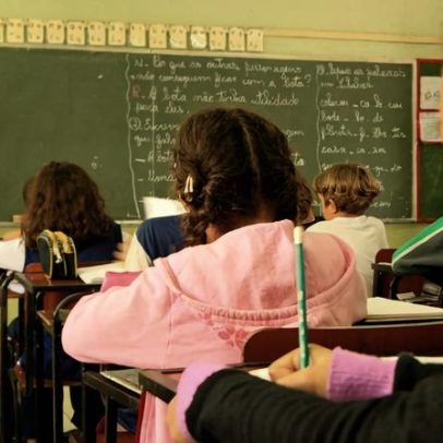 Metade dos professores formados em 2025 fez cursos de baixo desempenho