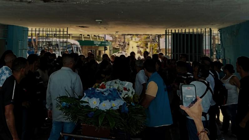 O corpo de Marcelo da Cruz Silva, de 41 anos, foi velado e enterrado na tarde desta quinta-feira (28) no Cemitério São Miguel, em São Gonçalo, na região metropolitana do Rio