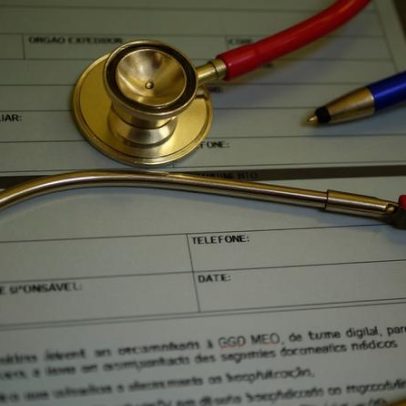 Planos de saúde coletivos podem subir 8% a 11% para 80% dos usuários em 2026