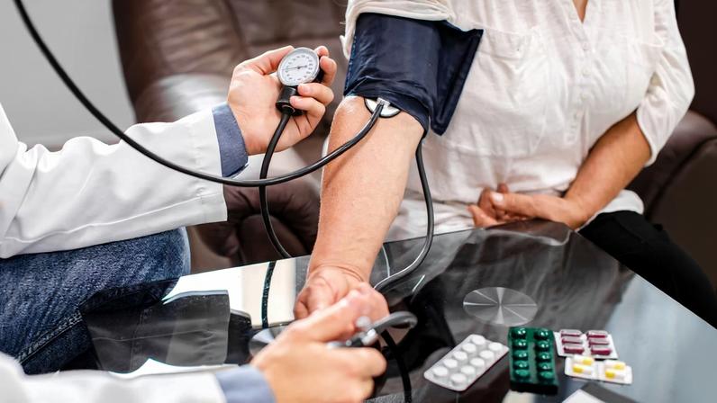 Diretriz passou a considerar 12 por 8 um indicativo de pré-hipertensão
