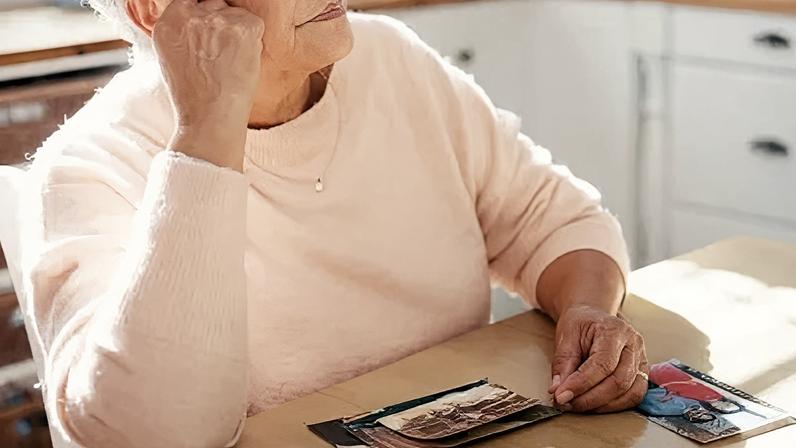 A introspecção e a responsabilização são passos fundamentais para os membros de uma família tomarem após decidirem cortar o contato