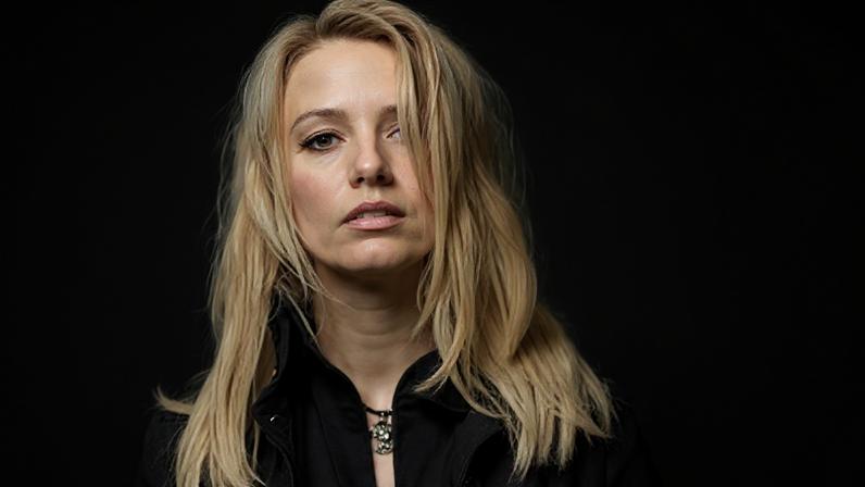 Britney Spears é fotografada fora de clínica de reabilitação após dirigir sob influência de álcool ou drogas