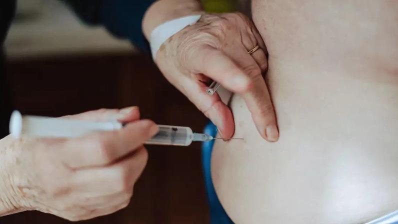 Conselho Federal de Medicina proíbe uso de PMMA para fins estéticos ou reparadores no Brasil