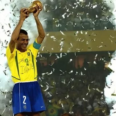 Brasil pentacampeão: o que era exibido na TV em 2002