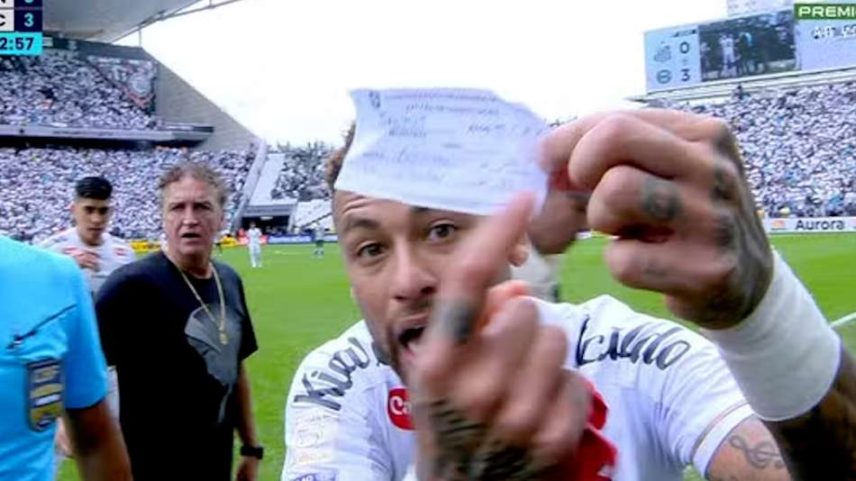 Neymar é substituído de forma involuntária contra o Coritiba