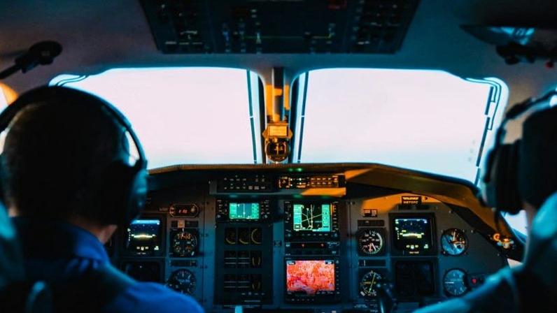 CEO da Latam afirma que fim da escala 6x1 para aeronautas não faz sentido