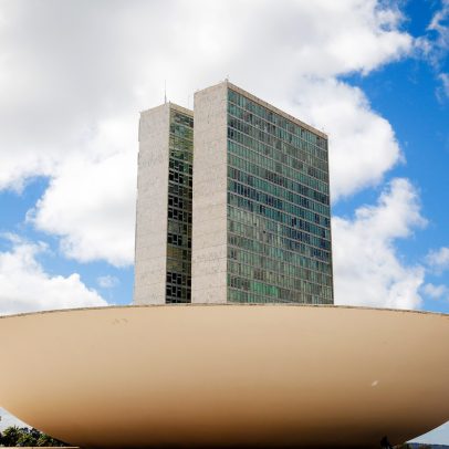 Câmara celebra 200 anos e reúne ex-presidentes da Casa