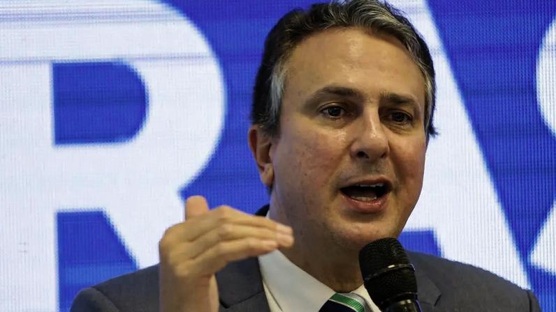 Aliado diz que Lula precisa ter humildade para reconhecer desaprovação