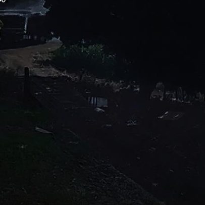 Vídeo mostra colisão de três caminhões em estrada no interior de MG